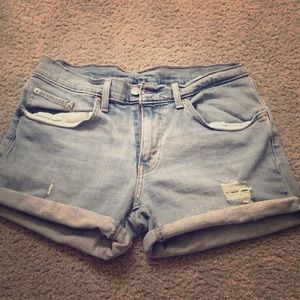 Levi high wasted shorts